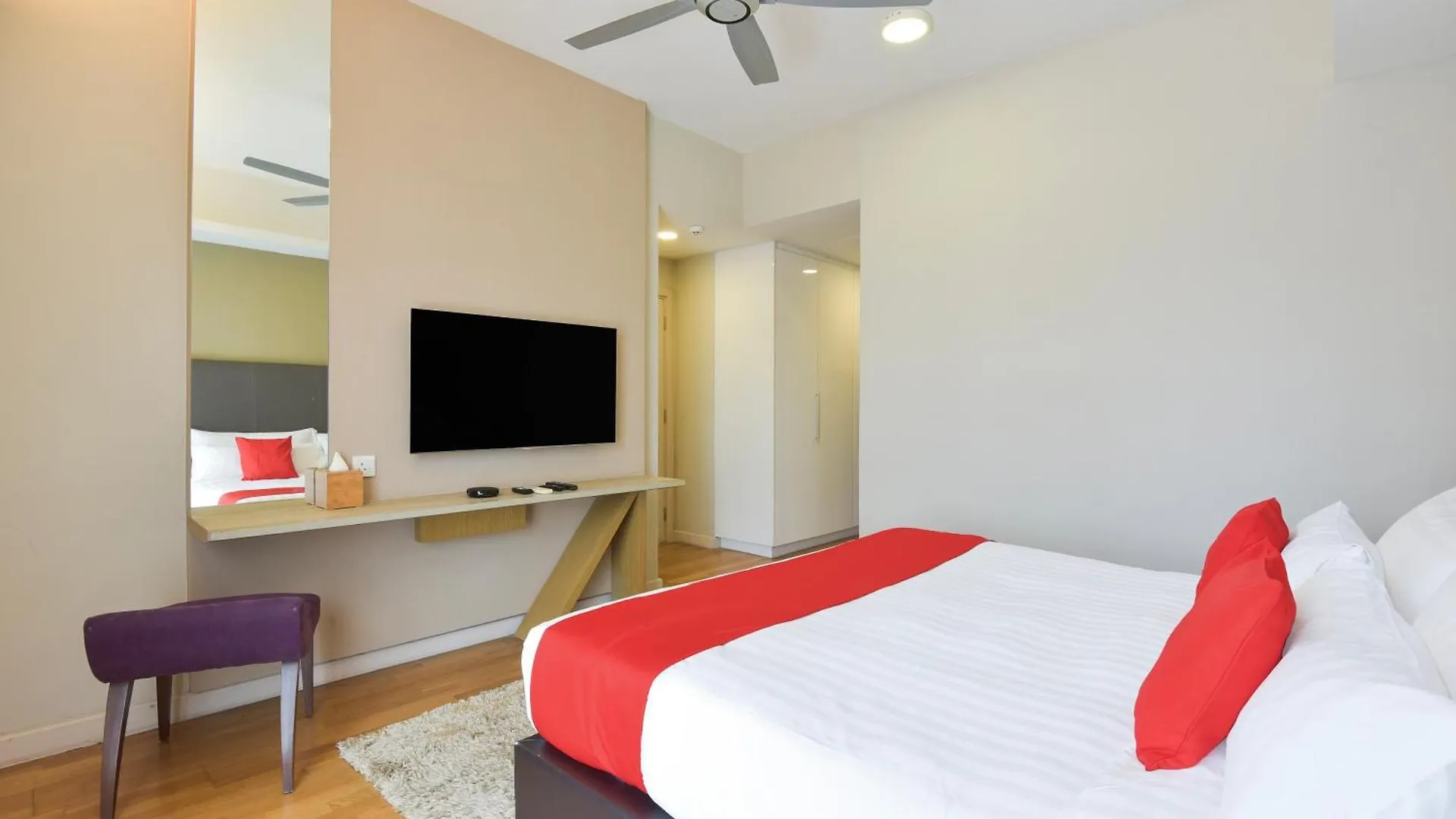 Sunday Hotel Near Petronas Twin Tower Formerly Suasana Suites Kuala Lumpur 0*,