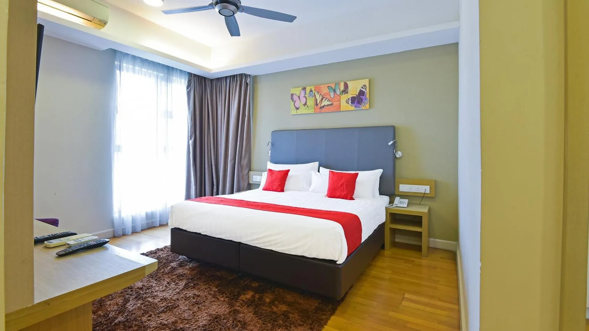 Sunday Hotel Near Petronas Twin Tower Formerly Suasana Suites Kuala Lumpur 0*,